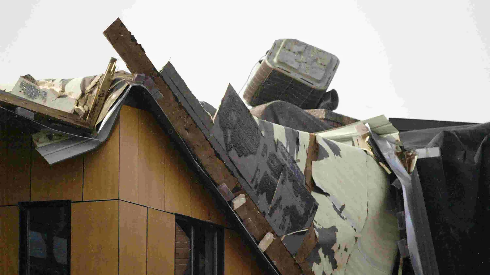 Commercial Wind Damage Roof Repair in Idaho Falls, ID Commercial Wind Damage Roof Repair in Idaho Falls, ID